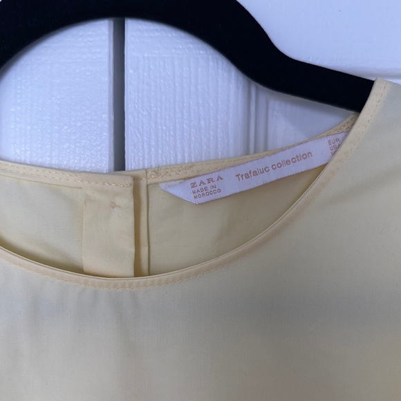 Zara Yellow Ruffle Top - Picture 2 of 3